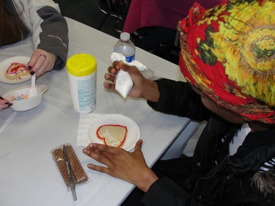 Decorating Valentine Sugar Cookies