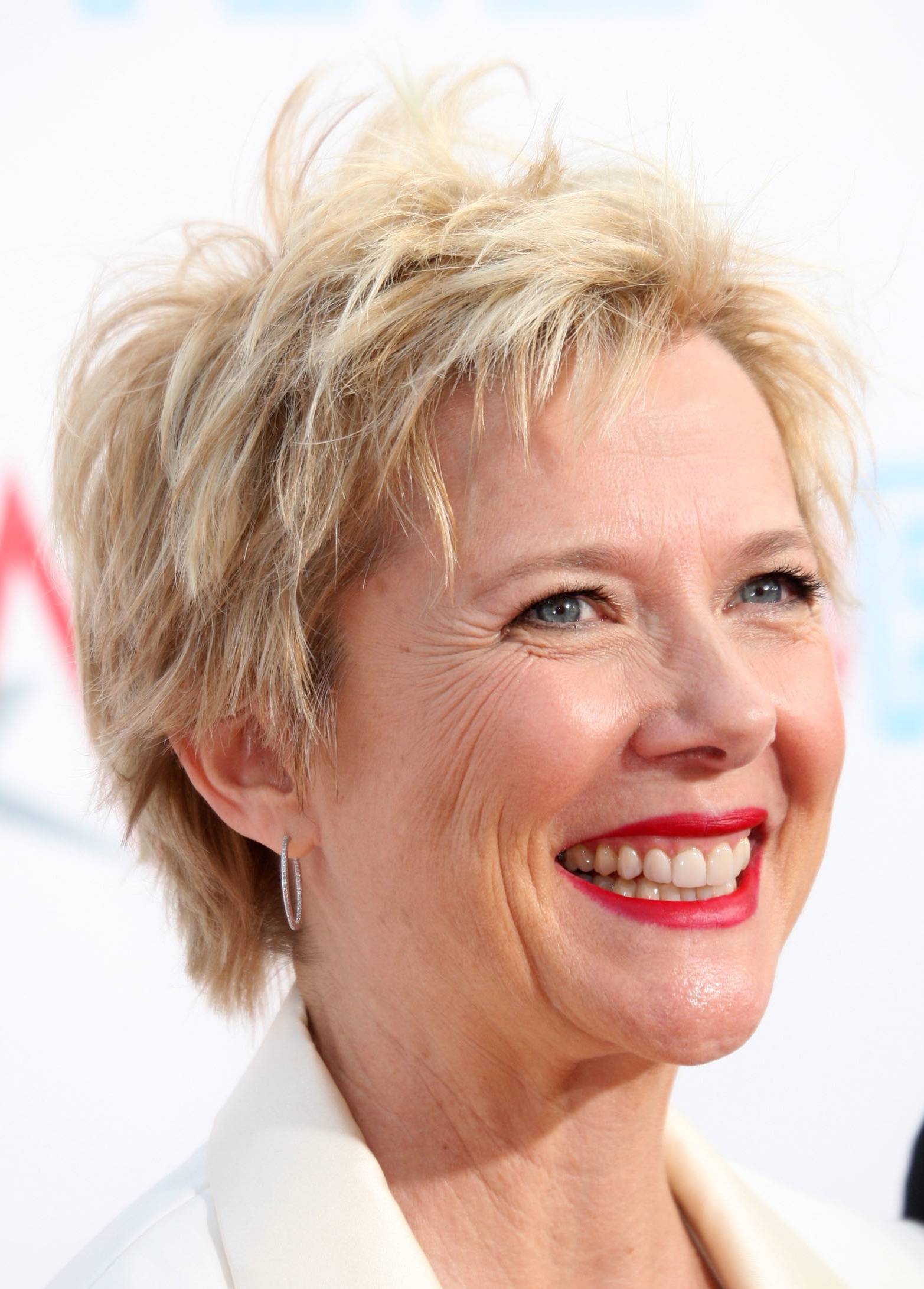 Short Hairstyles for older Women with Fine Hair