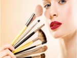 Apply Makeup for Photo Shoot