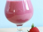 How to Make Triple Berry Smoothie