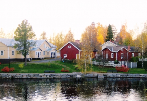 sights and attractions Harrow and Wealdstone Tube Station London
