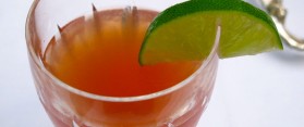 Making a Scarlet O'Hara Cocktail