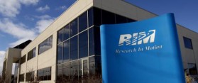 rim plans to layoff 2000 people
