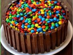 Decorate Cake with Jelly Beans
