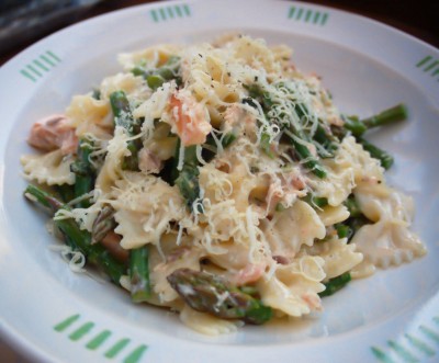 Asparagus and Smoked Salmon Farfalle Recipe Asparagus and Smoked Salmon Farfalle Recipe
