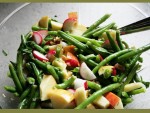 beetroot apple and green bean salad