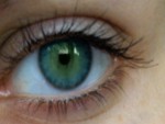 How to Make Green Eyes Pop
