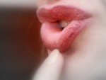 how to make your lips red naturally