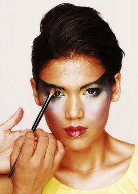 on Tips To Apply An Avant Garde High Fashion Makeup Look