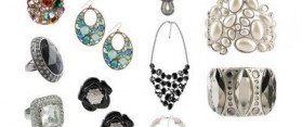 Choose Jewelry for an Outfit