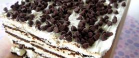 How to Make an Ice Cream Sandwich Cake