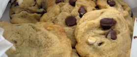 Cookies served in plate