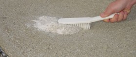How to Remove a Cooking Oil Stain from Concrete