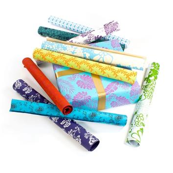 Make Valentine’s Day Wrapping Paper