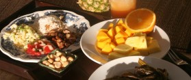 Cook a Hawaiian Dinner
