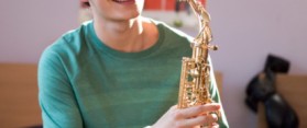 Hold a Saxophone Properly