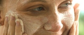 How to Use a Mask and an Exfoliator
