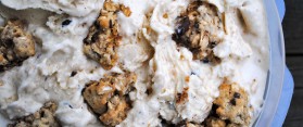 Cinnamon Sugar Oatmeal With Cream