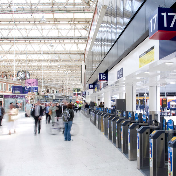 How to buy Waterloo Tube Station Tickets