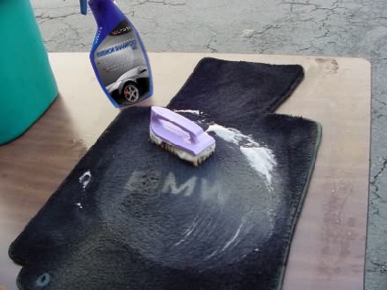 Process to shampoo car carpet