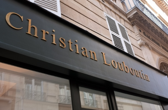 Getting To Christian Louboutin Outlet in Paris