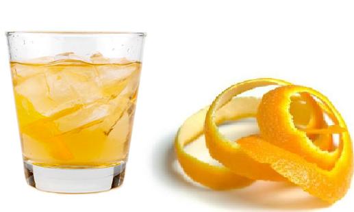 Old Fashioned Gin Cocktail