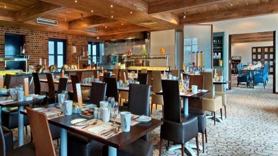 the_terrace_restaurant_docklands_hilton_london