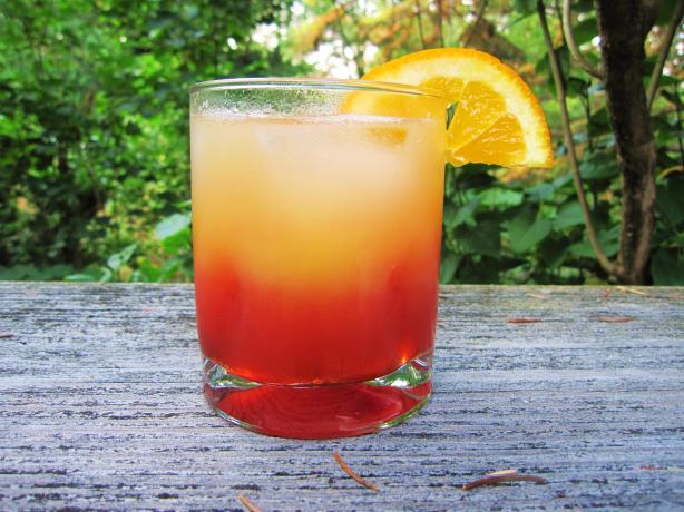 guide to make Italian Sunset Cocktail