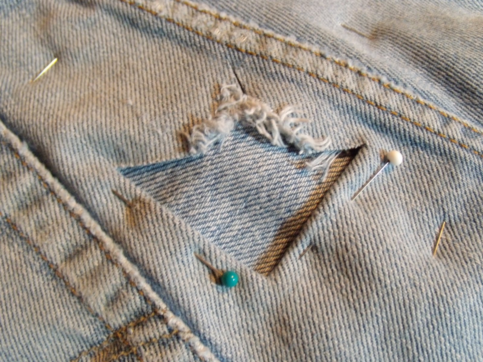 How to Repair a Hole in Clothes With Zigzag Stitch Techniques