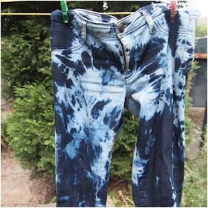 How to Tie & Dye Jeans