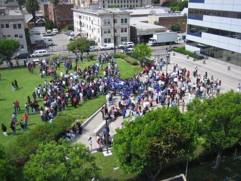 How to Evacuate a Building in an Emergency