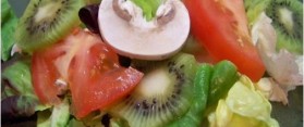 Watercress, kiwi, mushroom and tomato salad Recipe