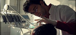 251px-Dentist-5
