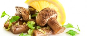 Mushrooms with lemon slice