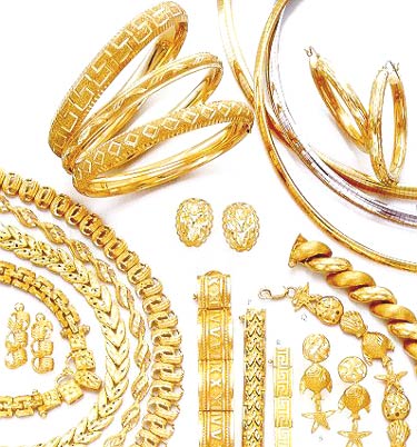 Clean Gold Jewelry at Home