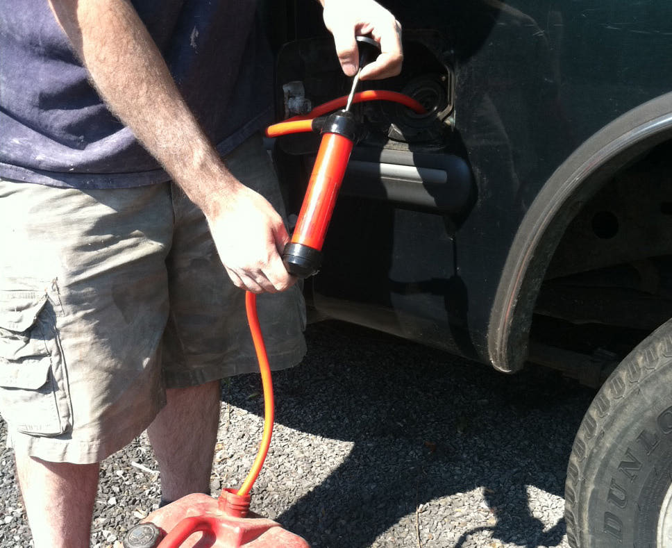 Clean an Empty Gas Tank