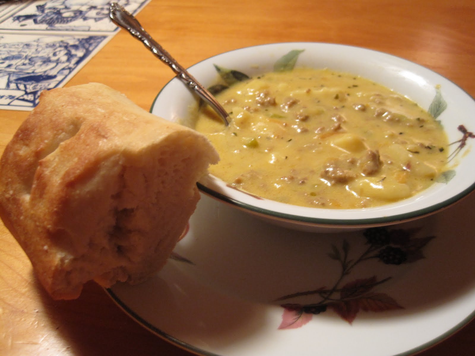 Cheeseburger Soup, yummy