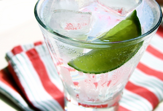 Gin And Tonic with Lime Juice
