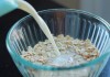Mix Milk and Oatmeal