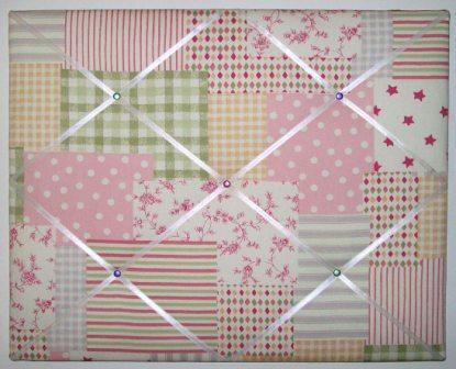 Ribbon Pinboard