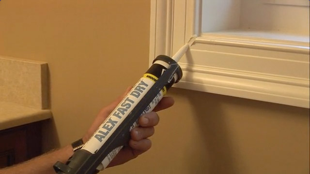 How to Remove Latex Caulk from Wood