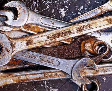 How to Remove Rust from Metal Tools