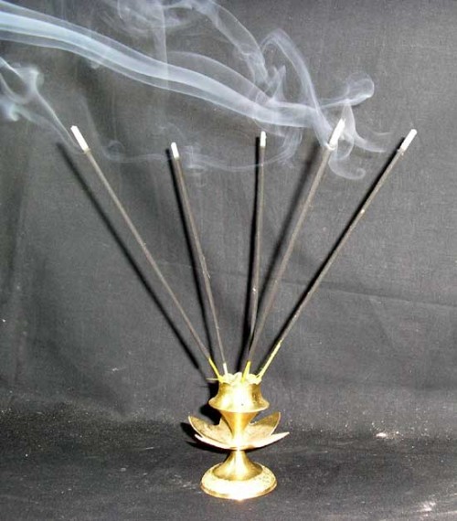 Burn Incense Sticks Properly