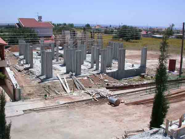 How to Erect a Concrete Column