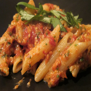 Make Pasta with Oven-Dried Tomato Pesto