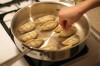 Frying pot stickers