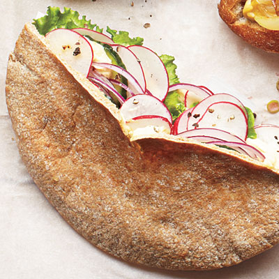 Make a Healthy Hummus Pita Pocket Sandwich