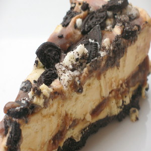 Make a Peanut Butter Oreo Ice Cream Pie