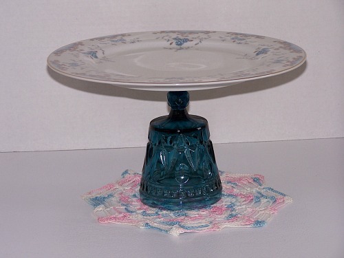 Pedestal Dessert Plate