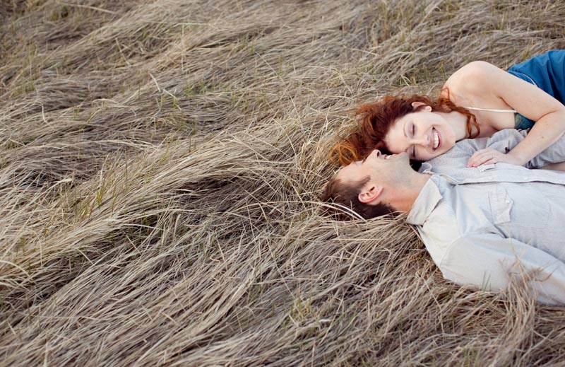 How to Put a Wedding Announcement in the Newspaper